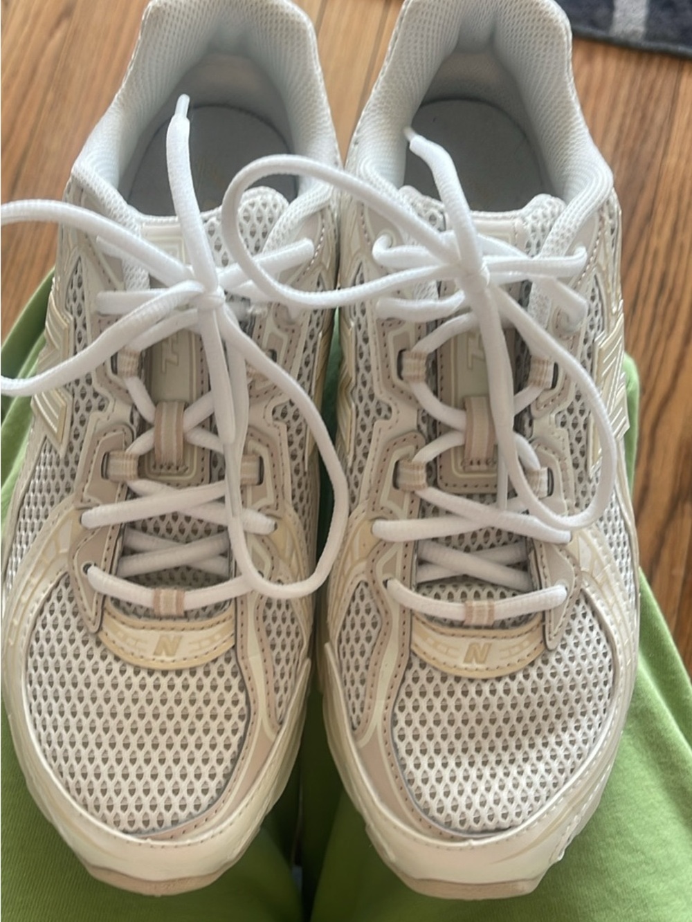New Balance Women’s Cream/White Mesh Sneakers - Picture 2 of 5